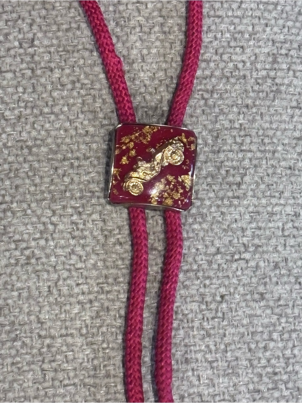 Vintage lucite bolo tie